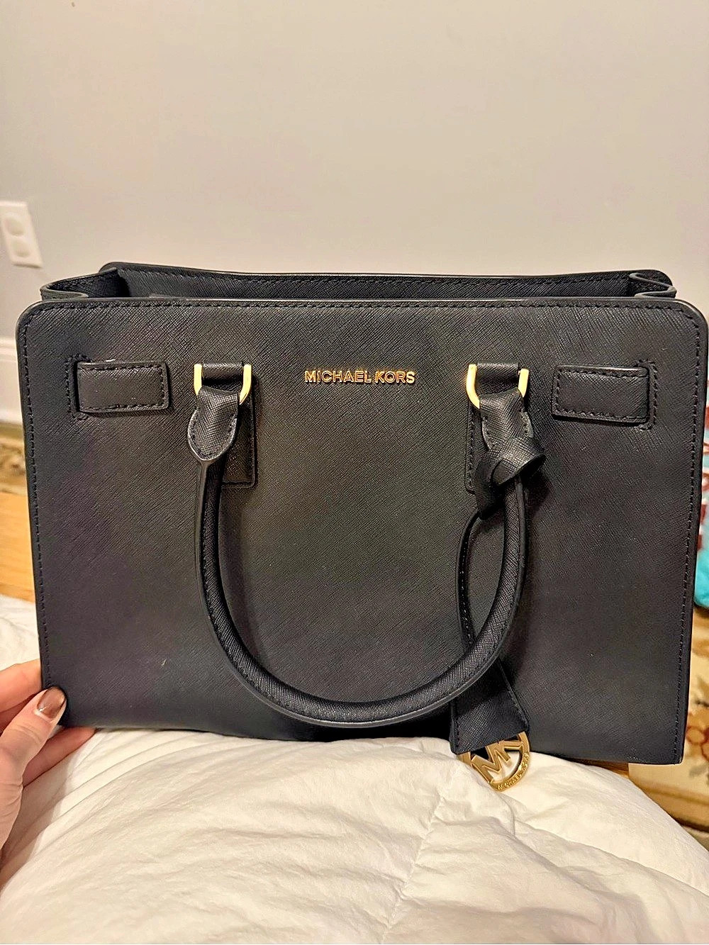 Michael Kors Jet Set Travel Medium Top-Zip Tote Bag Black